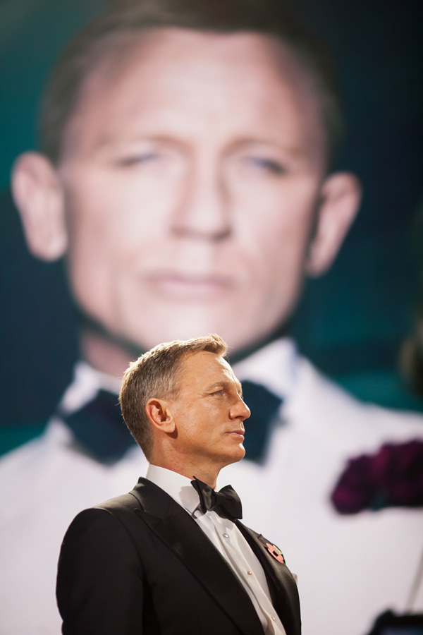 007: ������, �����.  �������� � ������: 7��������� � ������: 38